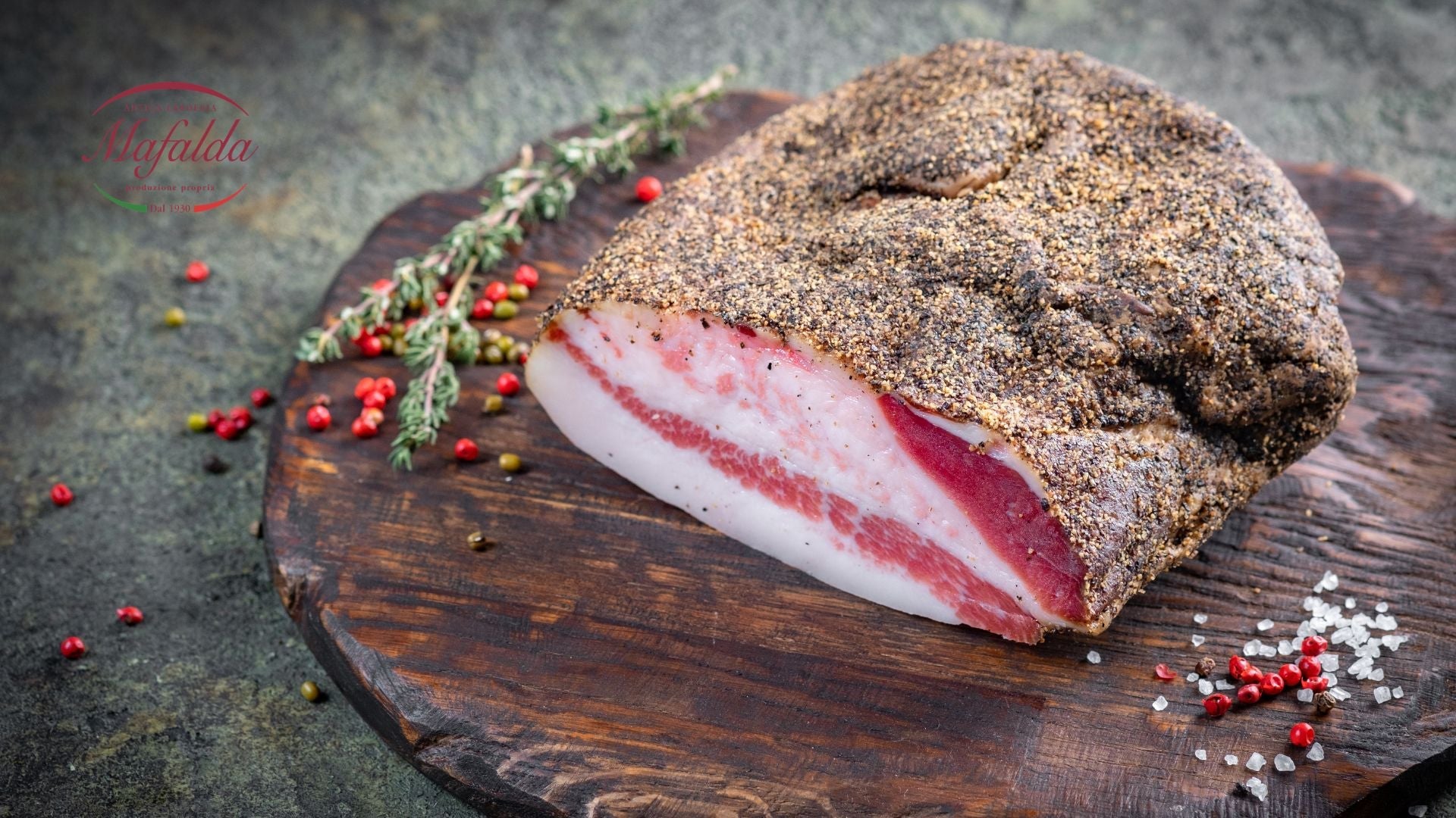 Guanciale crudo: si può mangiare? Come servirlo e gustarlo