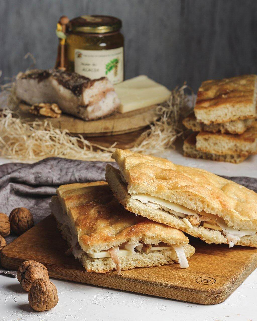 Ricette dai nostri foodfollowers: Torta Baciocca con Lardo di Colonnata IGP Mafalda di Manuela Meccarello - anticalarderiamafalda.com