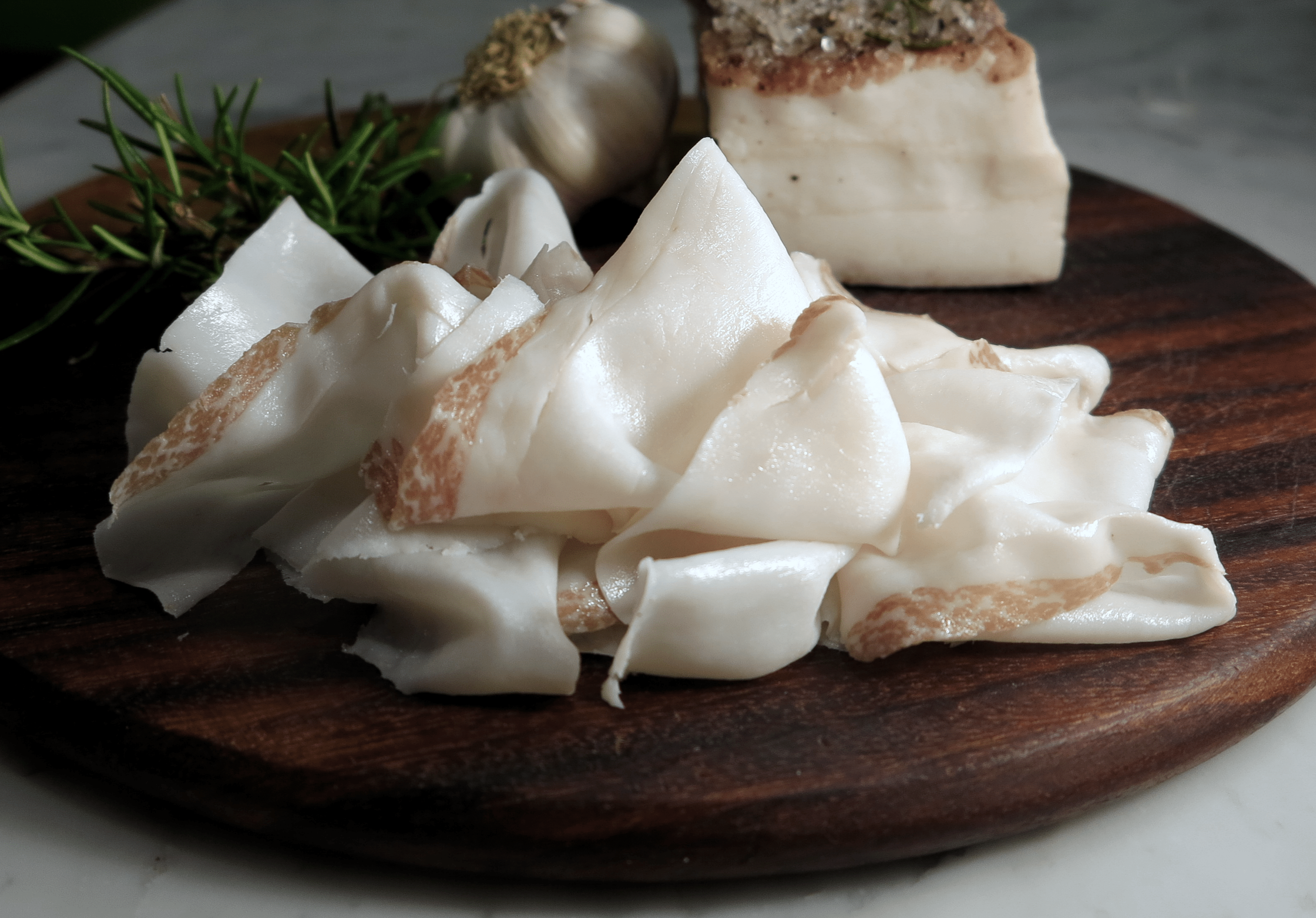 lardo di colonnata a fette