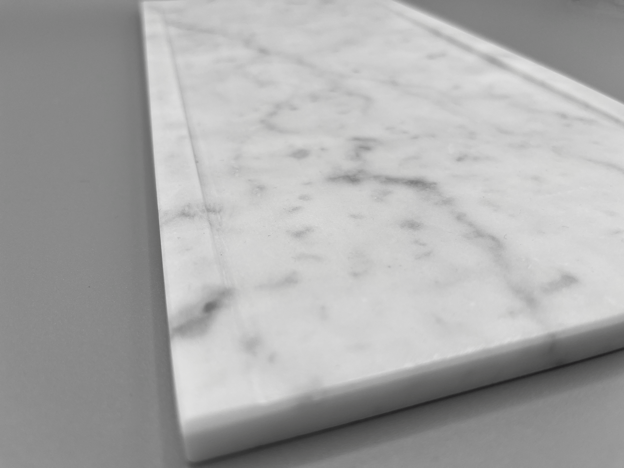 vassoio bordi laterali marmo di carrara
